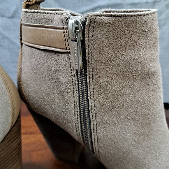 Coach Hewes Tan Suede Ankle Boots Heels Sz 6B - Picture 9 of 13